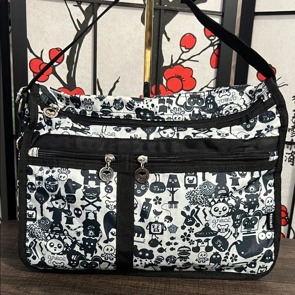 SIPECUSA Black & White Nylon Patterned Crossbody Bag
